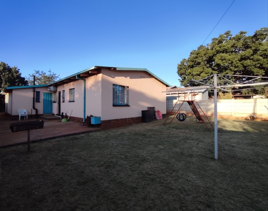 3 Bedroom Property for Sale in Randlespark North West